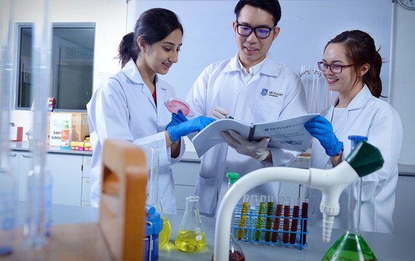 新加坡东亚管理学院入学要求解析：留学生申请条件