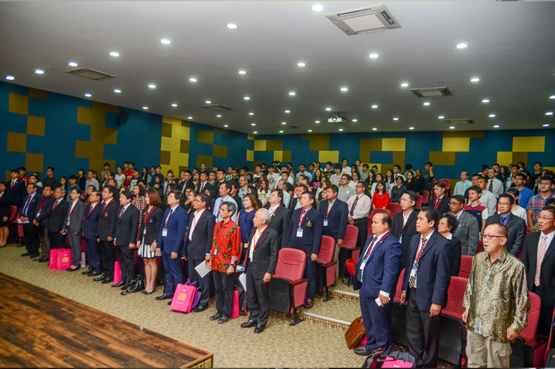 新加坡东亚管理学院的开学时间