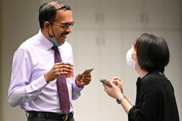 新加坡东亚管理学院申请指南：留学生申请步骤详解